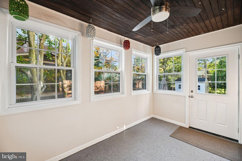 Image 37 of property listing at 4012 BEECHWOOD RD, University Park, MD 20782