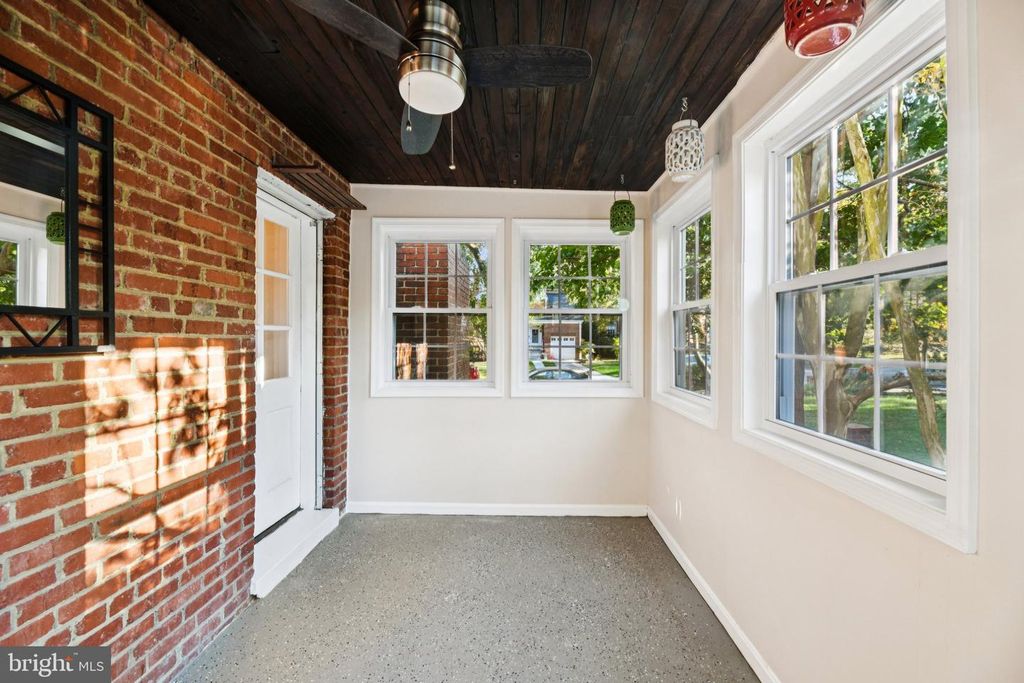 Image 39 of property listing at 4012 BEECHWOOD RD, University Park, MD 20782