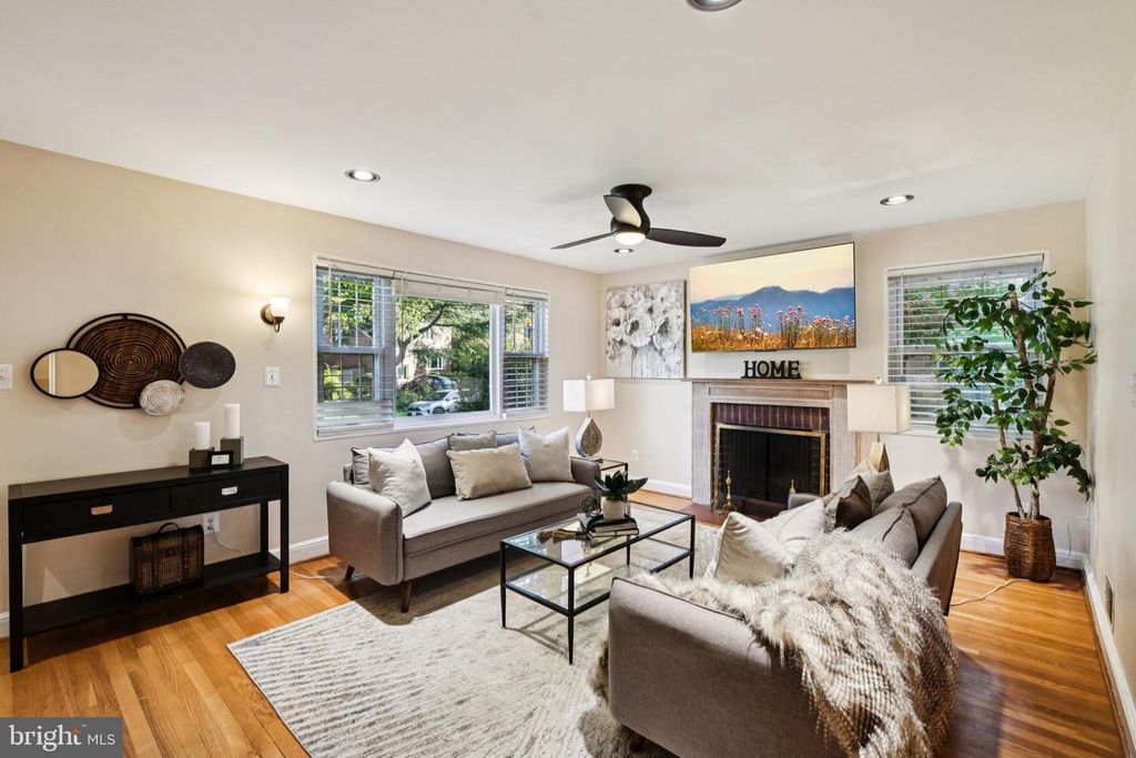 Image 52 of property listing at 4012 BEECHWOOD RD, University Park, MD 20782