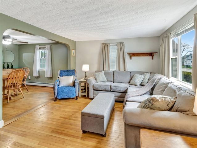 5 G Street, Hull, MA 02045