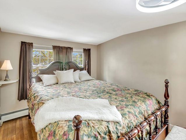 5 G Street, Hull, MA 02045