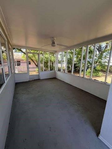 215 W VALENCIA STREET, Lakeland, FL 33805