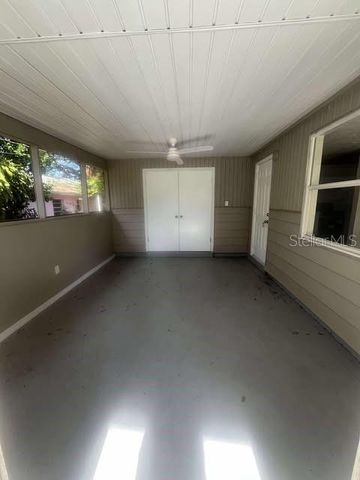 215 W VALENCIA STREET, Lakeland, FL 33805