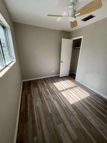 215 W VALENCIA STREET, Lakeland, FL 33805