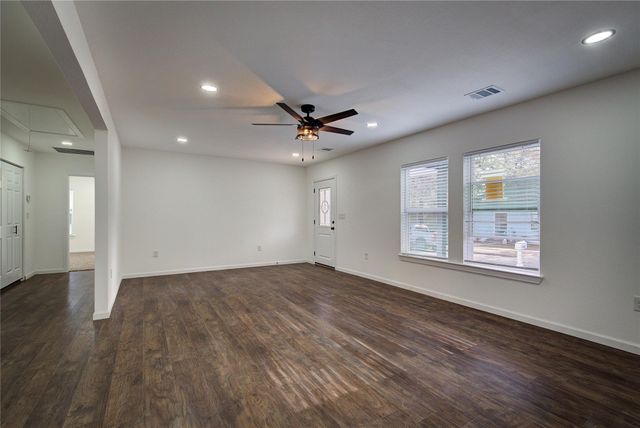 1422 W Austin Street, Paris, TX 75460