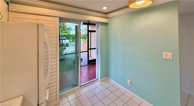 4001 Ice Castle WAY 1, Naples, FL 34112