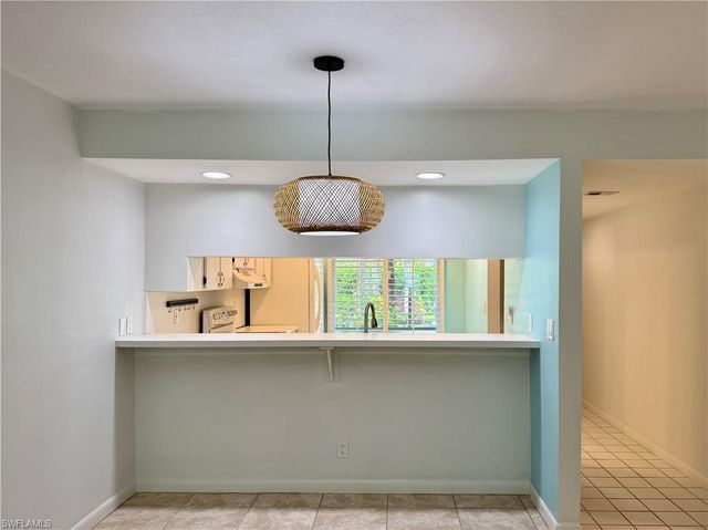 4001 Ice Castle WAY 1, Naples, FL 34112