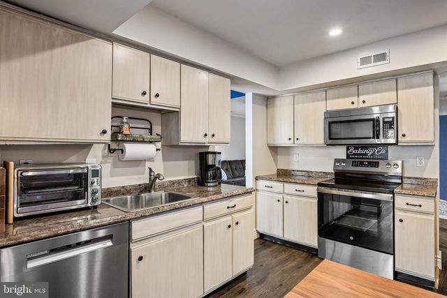 108 FORBES DR, Atco, NJ 08004