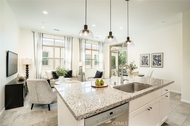 106 Nature Walk, Irvine, CA 92618