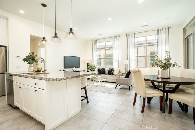 106 Nature Walk, Irvine, CA 92618