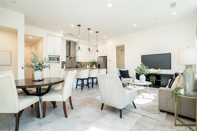 106 Nature Walk, Irvine, CA 92618
