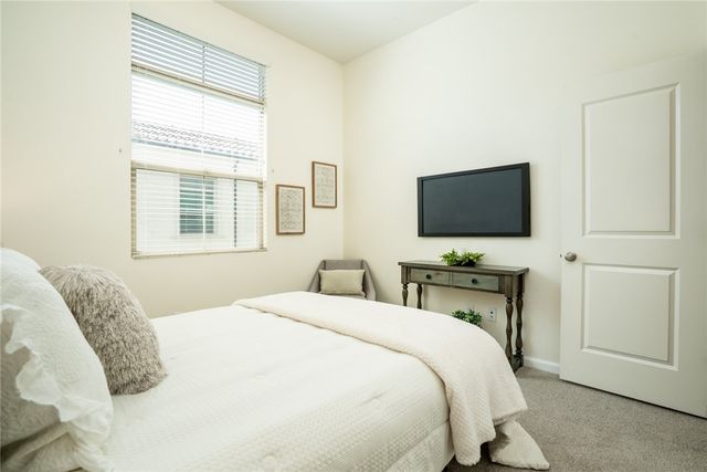 106 Nature Walk, Irvine, CA 92618