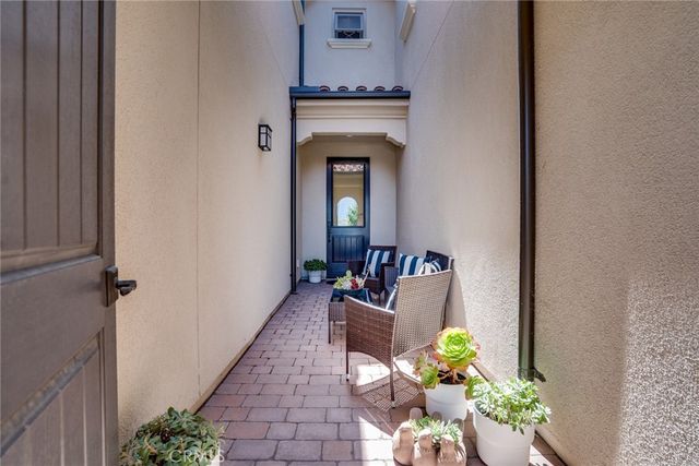 106 Nature Walk, Irvine, CA 92618