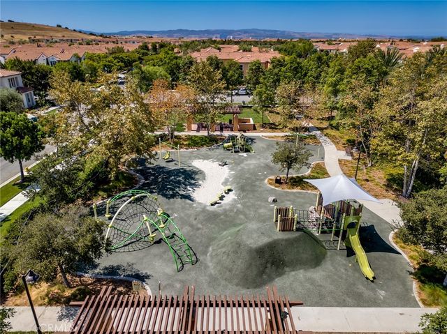 106 Nature Walk, Irvine, CA 92618