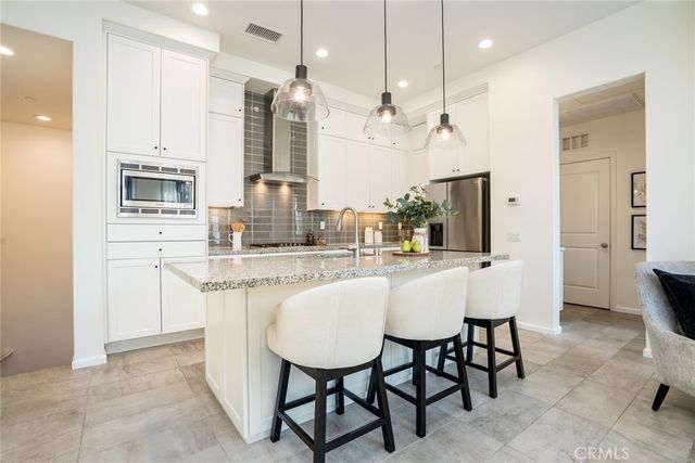 106 Nature Walk, Irvine, CA 92618