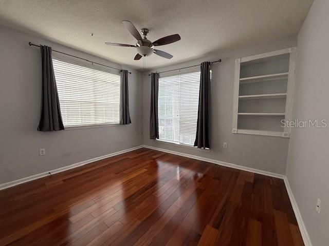 2212 BAY CLUB CIRCLE 2212, Tampa, FL 33607