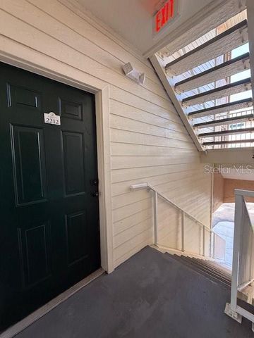 2212 BAY CLUB CIRCLE 2212, Tampa, FL 33607