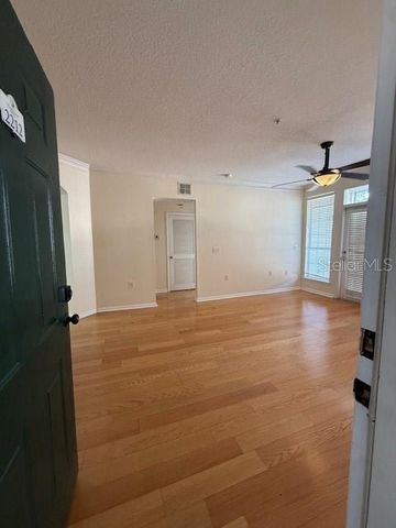 2212 BAY CLUB CIRCLE 2212, Tampa, FL 33607