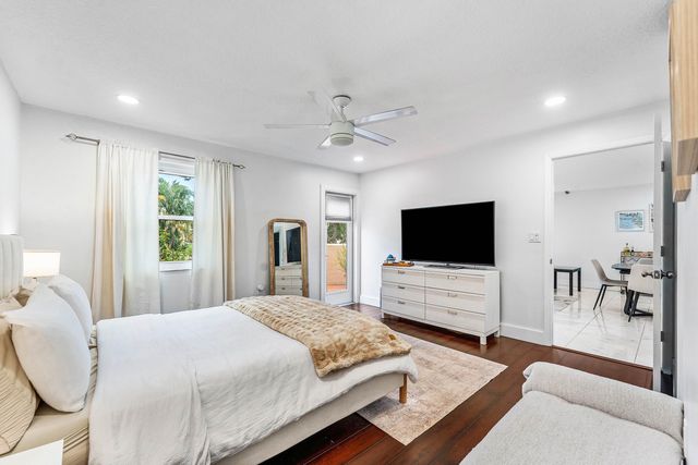 6614 Villa Sonrisa Drive 123, Boca Raton, FL 33433