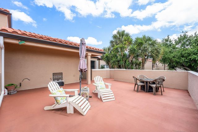 6614 Villa Sonrisa Drive 123, Boca Raton, FL 33433