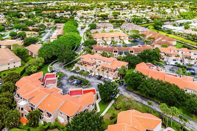 6614 Villa Sonrisa Drive 123, Boca Raton, FL 33433