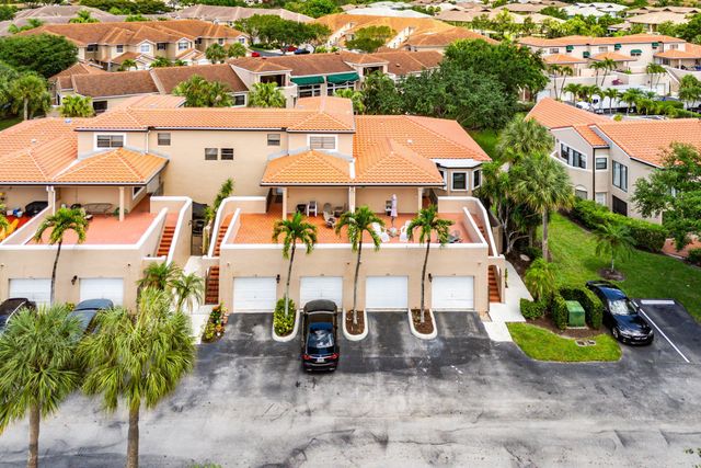 6614 Villa Sonrisa Drive 123, Boca Raton, FL 33433