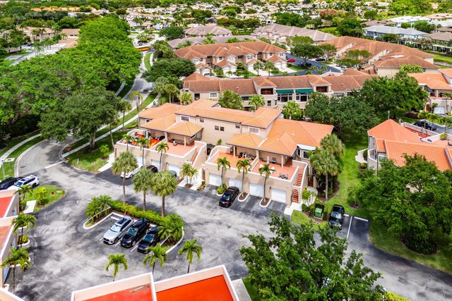 6614 Villa Sonrisa Drive 123, Boca Raton, FL 33433