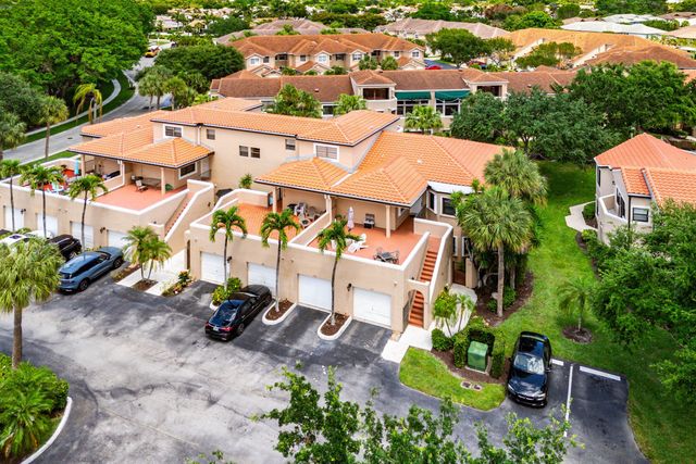 6614 Villa Sonrisa Drive 123, Boca Raton, FL 33433