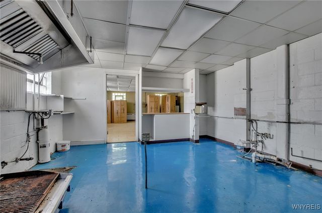 672 Kenmore Avenue, Buffalo, NY 14216