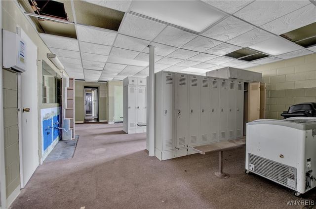 672 Kenmore Avenue, Buffalo, NY 14216