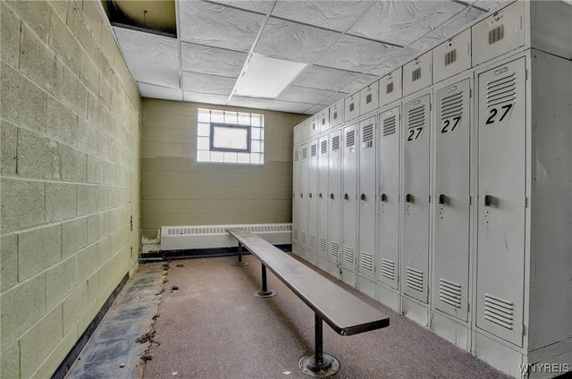 672 Kenmore Avenue, Buffalo, NY 14216