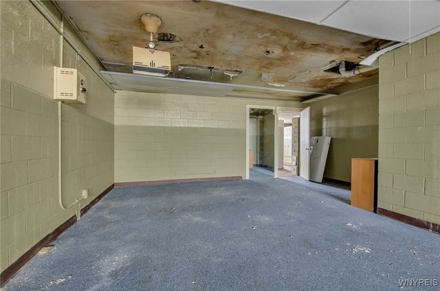 672 Kenmore Avenue, Buffalo, NY 14216