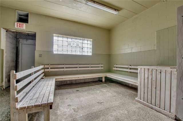 672 Kenmore Avenue, Buffalo, NY 14216