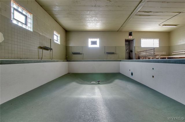 672 Kenmore Avenue, Buffalo, NY 14216