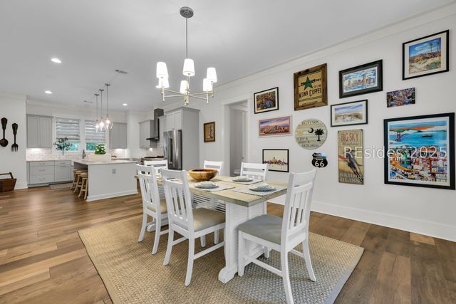 2 Oldfield Village Rd, Bluffton, SC 29909