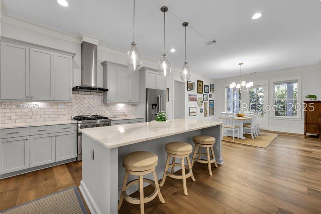 2 Oldfield Village Rd, Bluffton, SC 29909