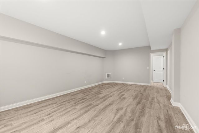 7206 Fitkins Drive, Oswego, IL 60543