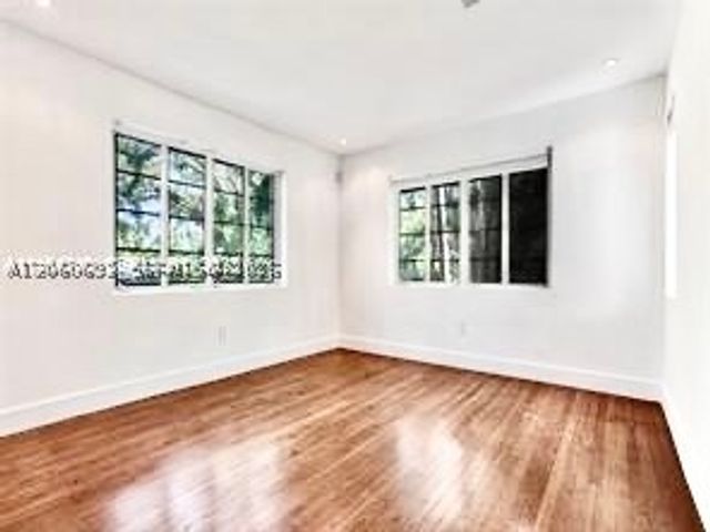 400 NE 86th St 400, El Portal, FL 33138