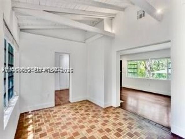 400 NE 86th St 400, El Portal, FL 33138