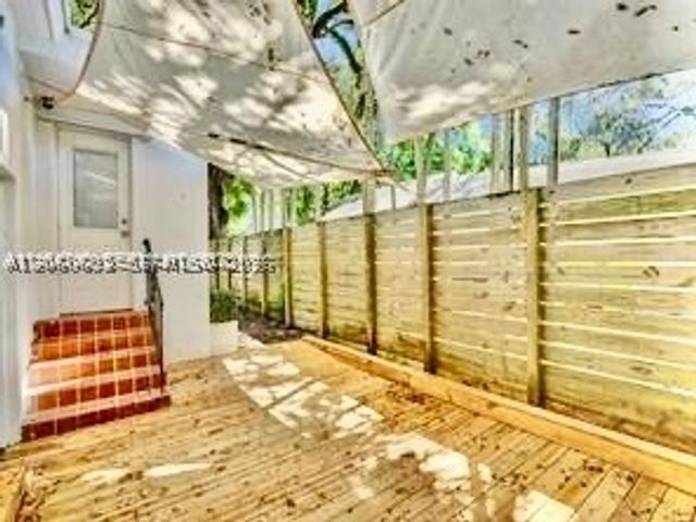 400 NE 86th St 400, El Portal, FL 33138