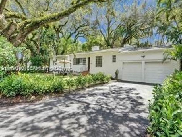 400 NE 86th St 400, El Portal, FL 33138