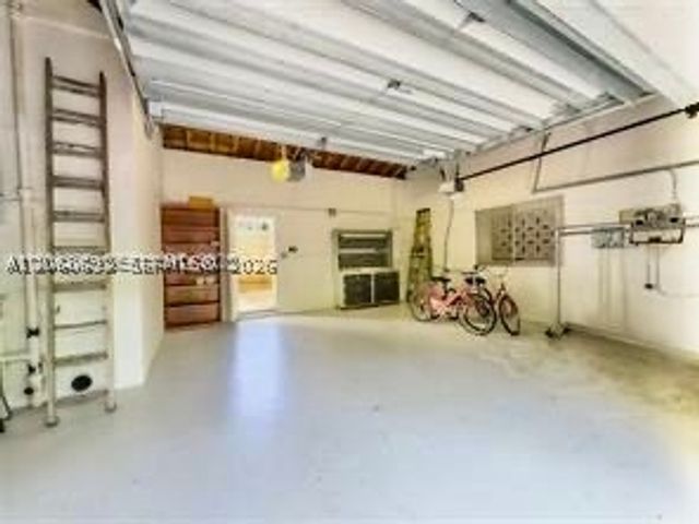 400 NE 86th St 400, El Portal, FL 33138