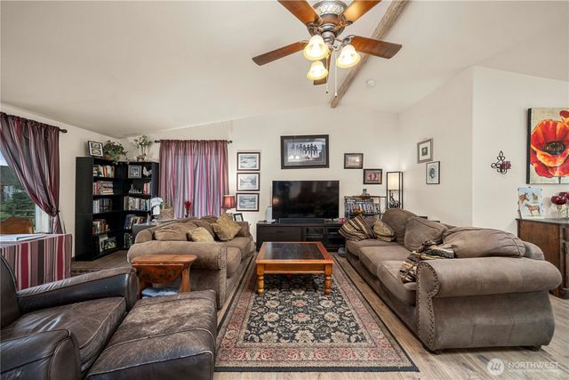 14435 Vail Cut Off Road SE, Rainier, WA 98576