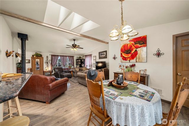 14435 Vail Cut Off Road SE, Rainier, WA 98576