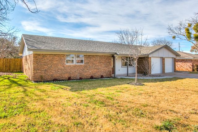 11 Clark Drive, San Angelo, TX 76904