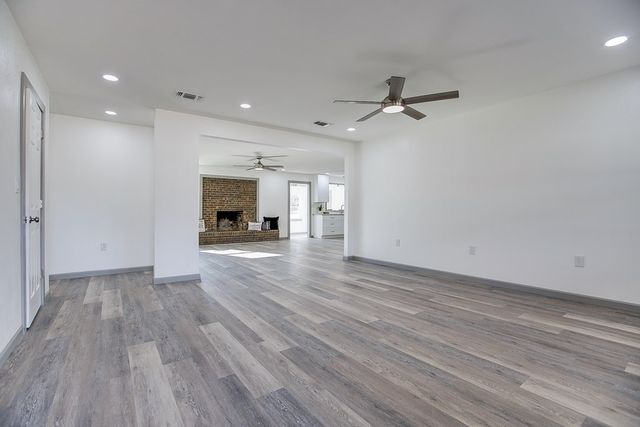 11 Clark Drive, San Angelo, TX 76904