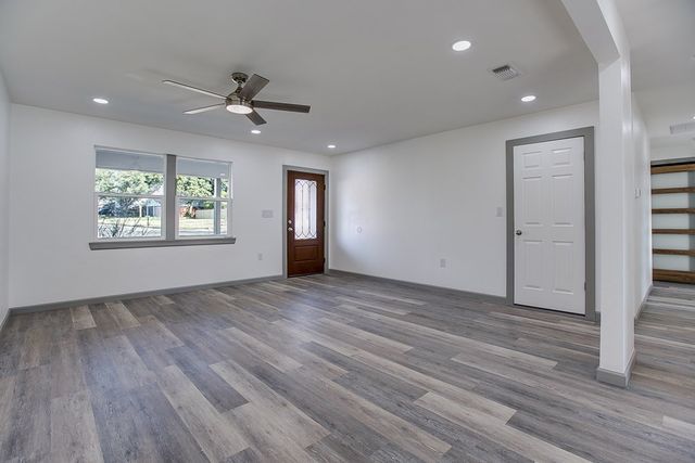 11 Clark Drive, San Angelo, TX 76904