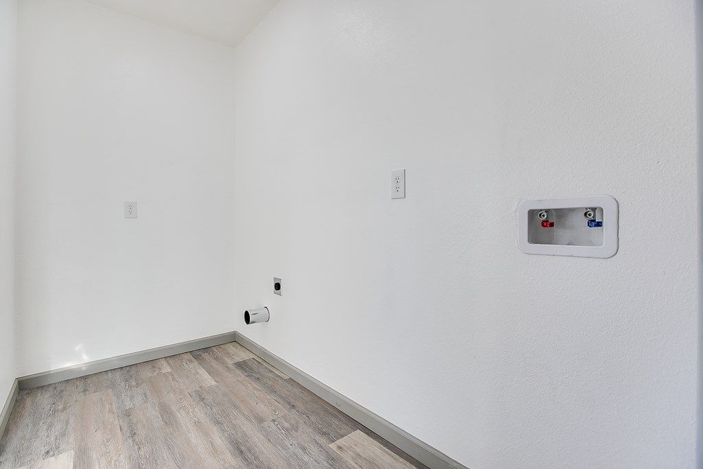 Image 16 of property listing at 11 Clark Dr, San Angelo, TX 76904