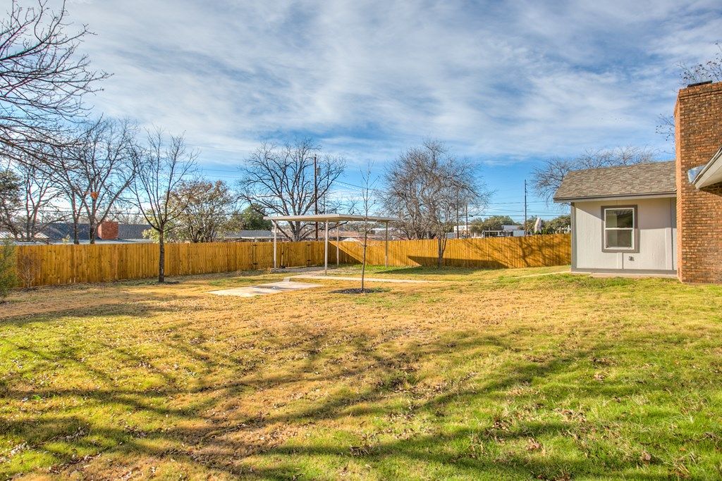 Image 31 of property listing at 11 Clark Dr, San Angelo, TX 76904