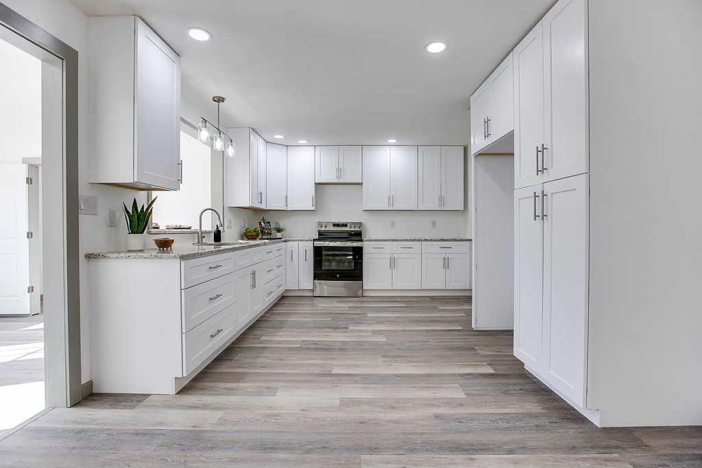 Image 9 of property listing at 11 Clark Dr, San Angelo, TX 76904